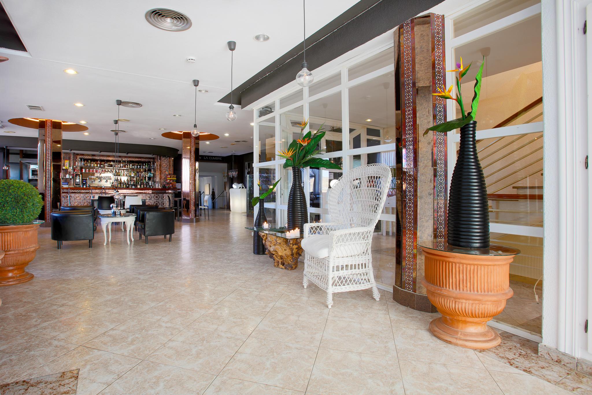 Ramada Resort By Wyndham El Puerto de Mazarrón 外观 照片